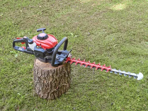 Hedge trimmers